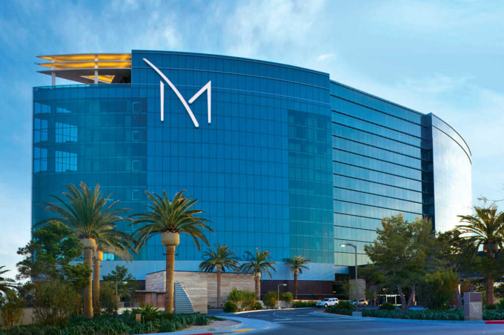 original_M-Resort-main_9908F161-F79A-B754-52E853174409E0AC-9908ee29965648a
